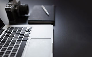 开云官网-世界排名争夺战之夜，库尔图瓦关键回合不手软，一扑定乾坤