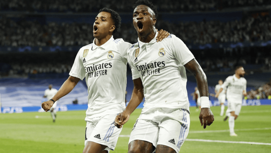 开云体育在线-包含赫塔菲阻止对手反击，赢得胜利的词条