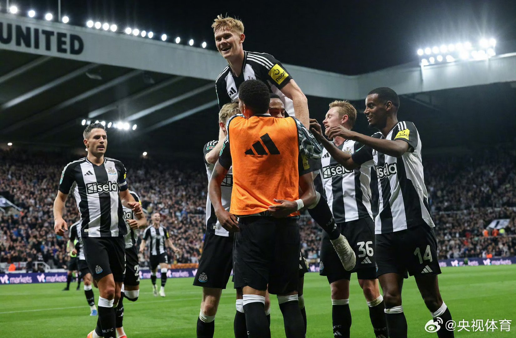 关于纽伦堡球员在比赛中受伤，或将缺席下一场的信息