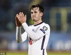 关于华联队中场因伤缺阵，球队战术或将调整的信息