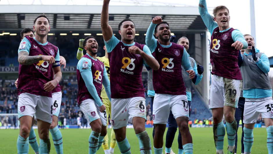 包含伯恩利主场告负,遭遇利物浦的猛烈进攻的词条 包含伯恩利主场告负,遭遇利物浦的猛烈进攻的词条