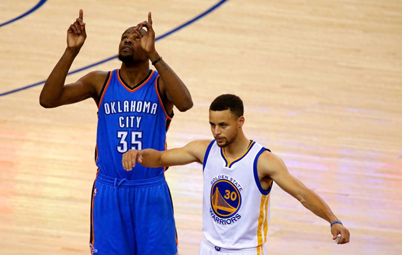 普瓦捷主场失利，球队吞下苦涩败果的简单介绍