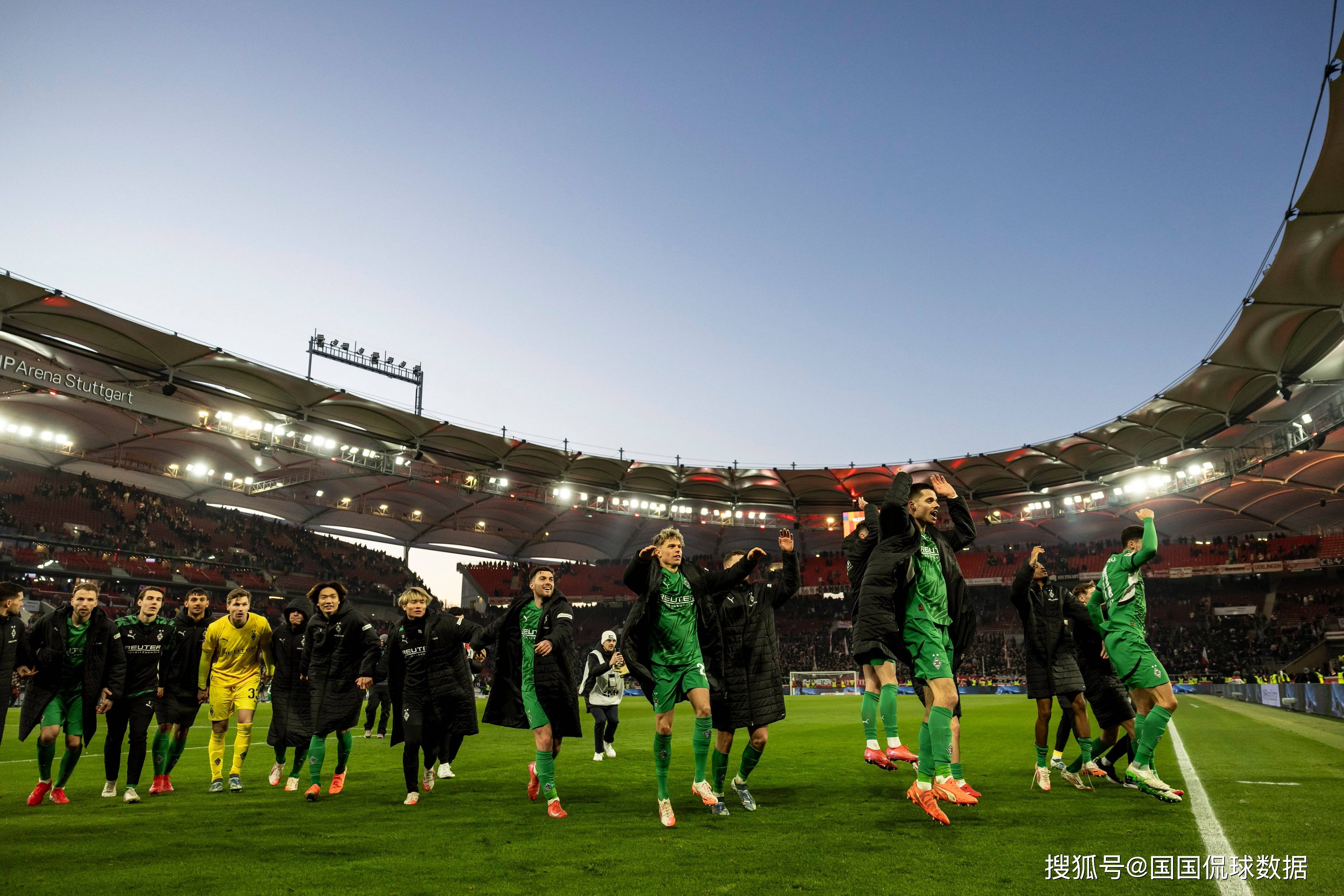 门兴南外伊斯主场大胜摩纳哥，继续保持不败的简单介绍