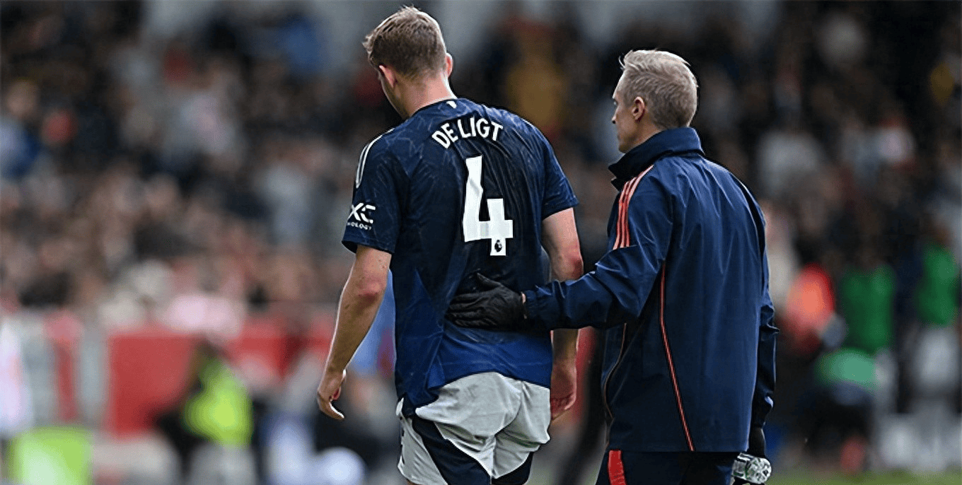 开云官网-曼联中场遭遇伤病困扰，教练组寻找替补方案的简单介绍