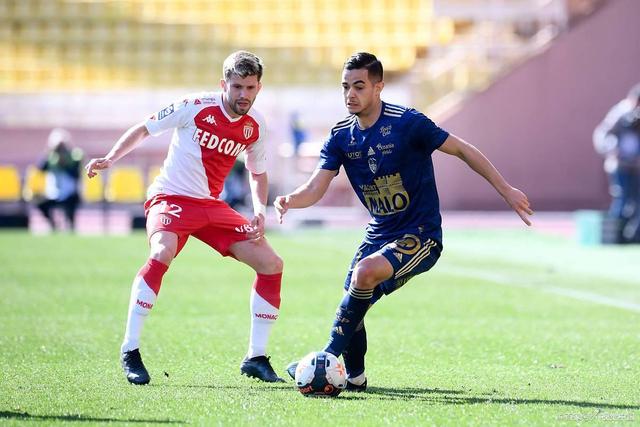 法国联赛斯特拉斯堡主场胜出守住希望的简单介绍 法国联赛斯特拉斯堡主场胜出守住希望的简单介绍