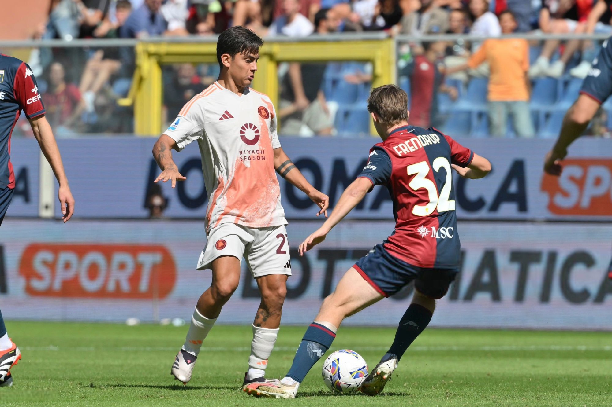 热那亚前锋连场进球,成为球队得分王的简单介绍 热那亚前锋连场进球,成为球队得分王的简单介绍