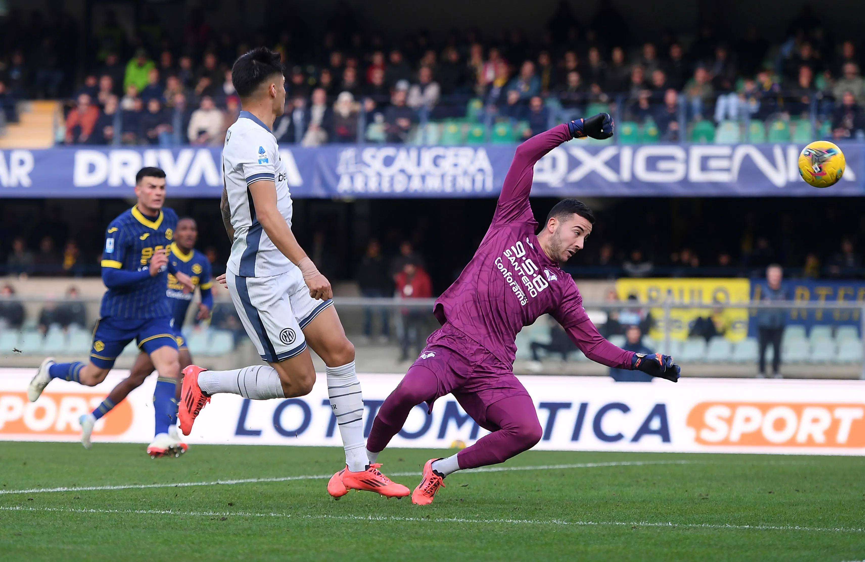 开云体育中国-包含亚特兰大豪取三分，继续领跑积分榜的词条