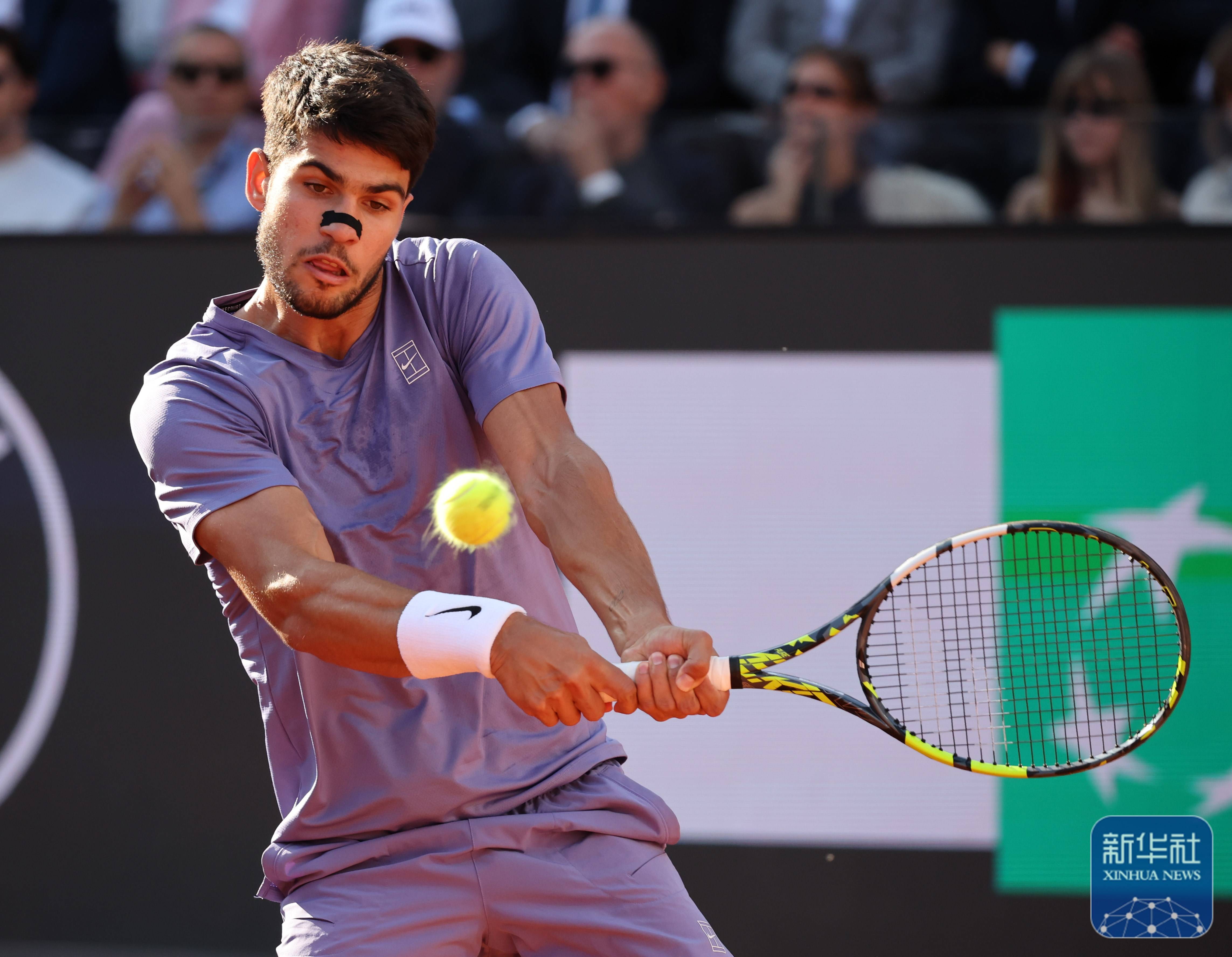 开云APP-法国网球队鏖战德国网球队，阿尔卡拉斯打破历史纪录的简单介绍