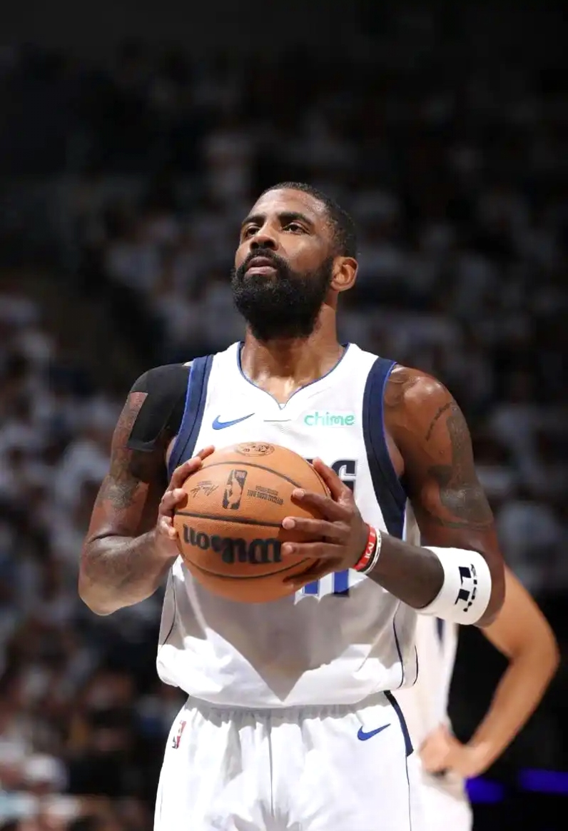 关于澳大利亚男篮爆冷独行侠，欧文一己之力扛起全队的信息