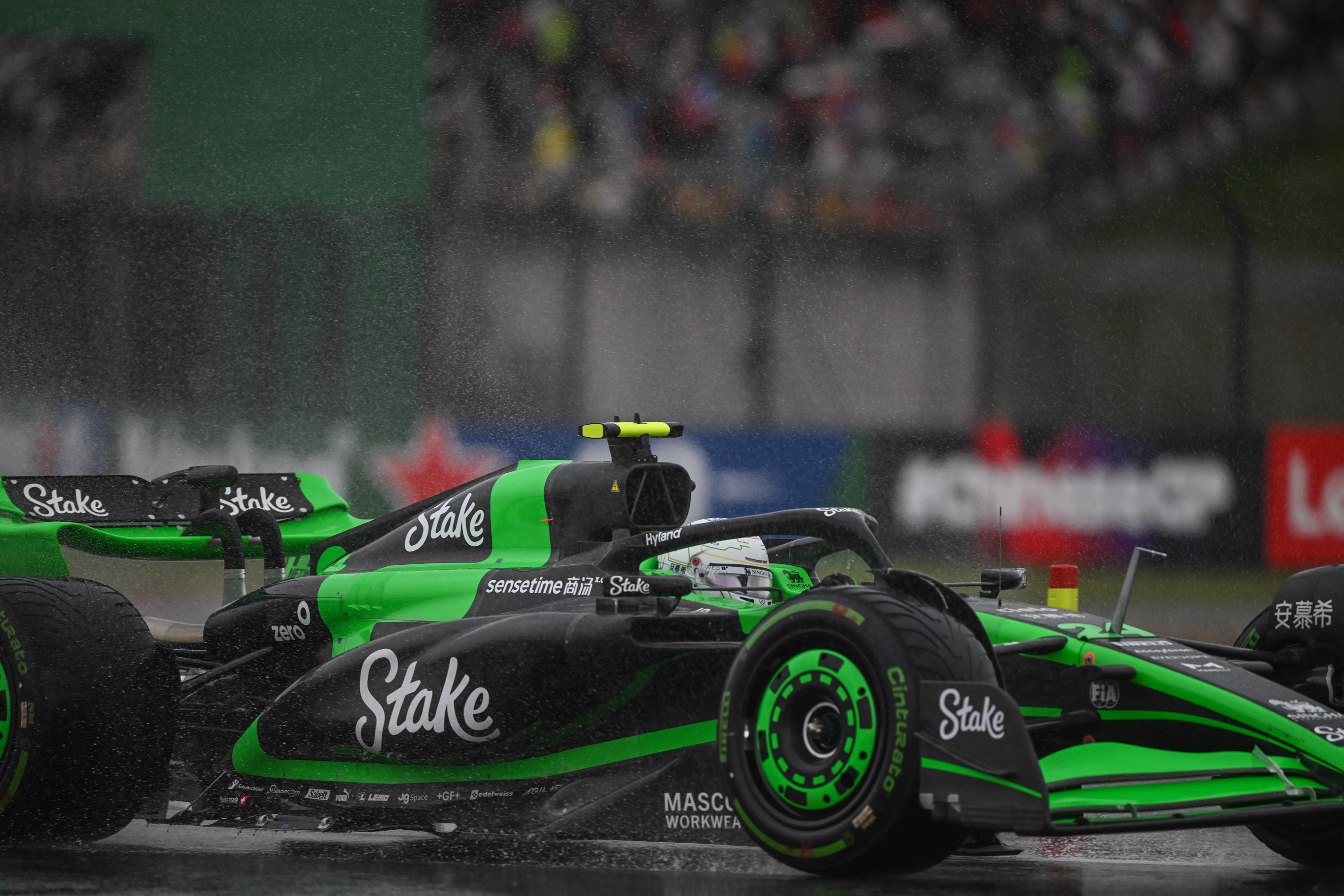 开云下载-关于索伯车队力克阿斯顿马丁，周冠宇点燃赛场的信息