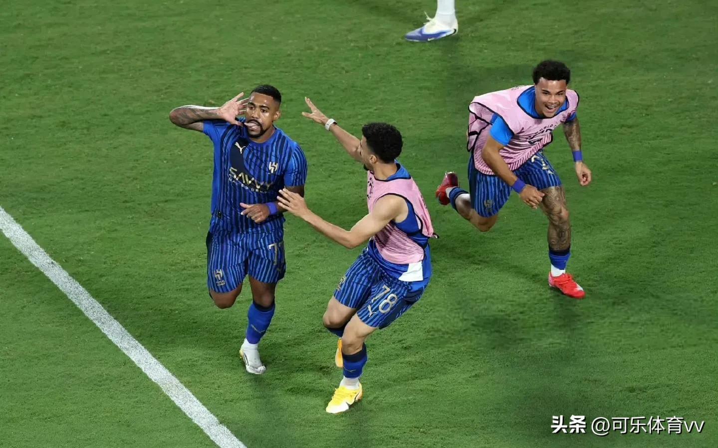 开云体育APP下载-曼城完胜国际米兰，若日尼奥惊艳四座