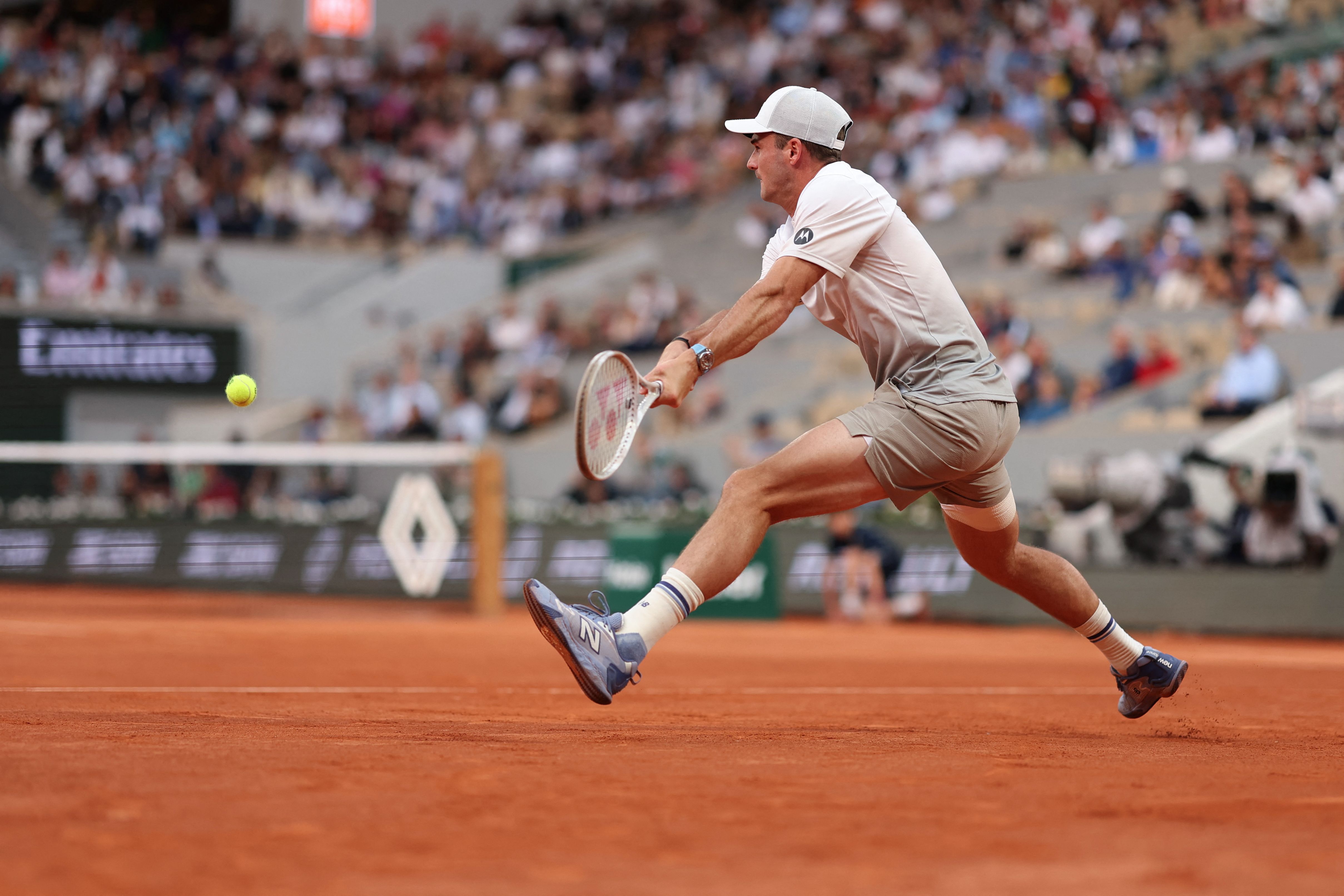 开云平台-年终总决赛鏖战法网，阿尔卡拉斯扛起全队