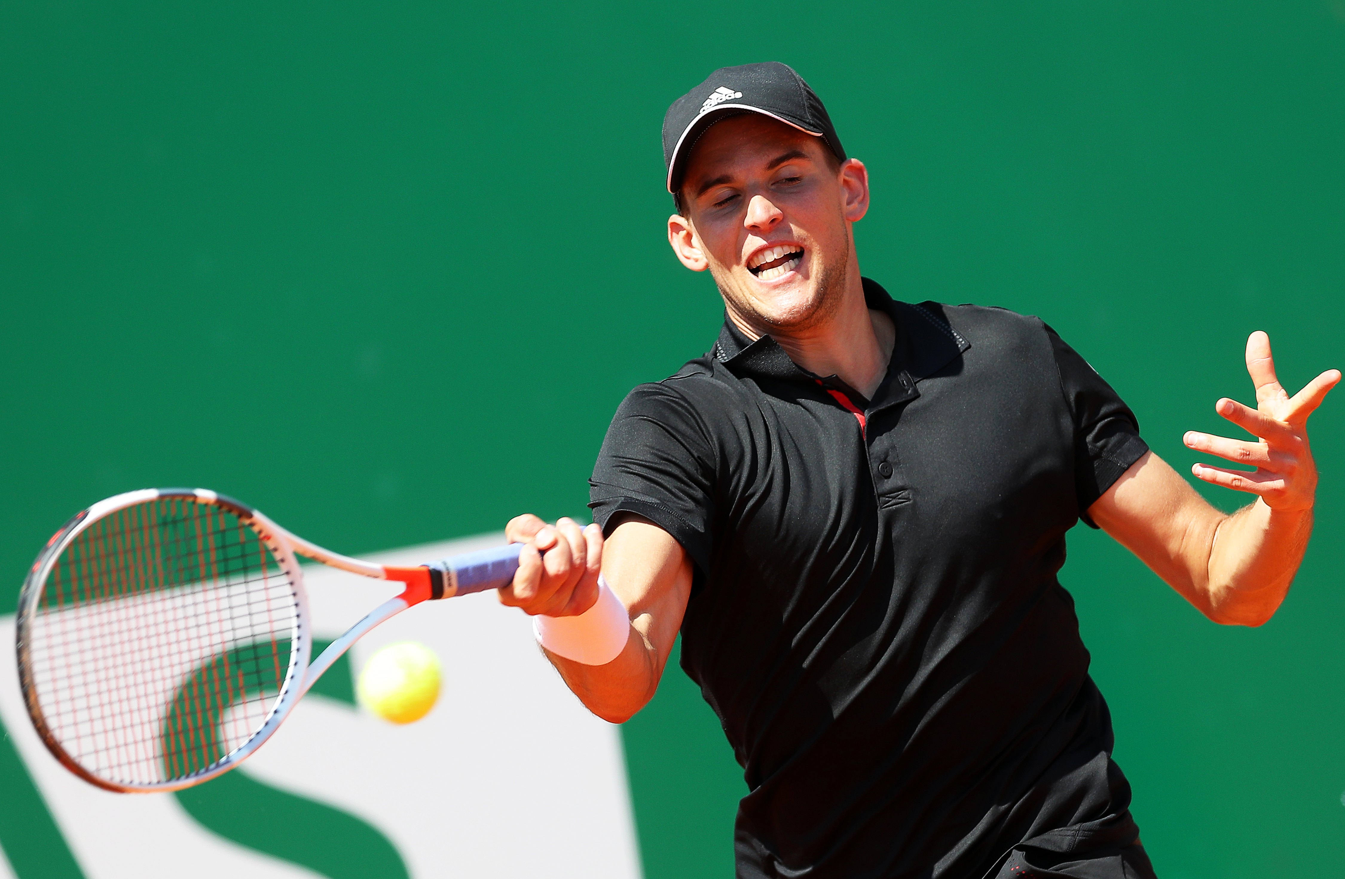 蒙特卡洛大师赛轻取法网，纳达尔点燃赛场